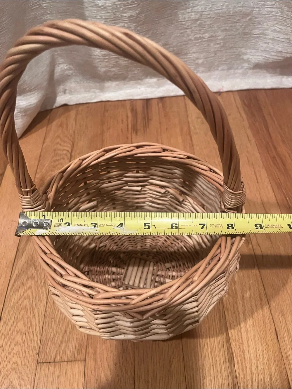 Vintage Wicker Market Basket Round Handwoven Rattan Boho Farmhouse Decor Handle!